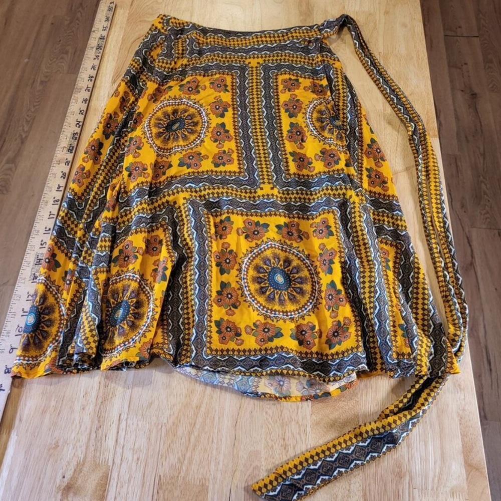 FARM Rio Yellow and Brown Patterned Midi Skirt